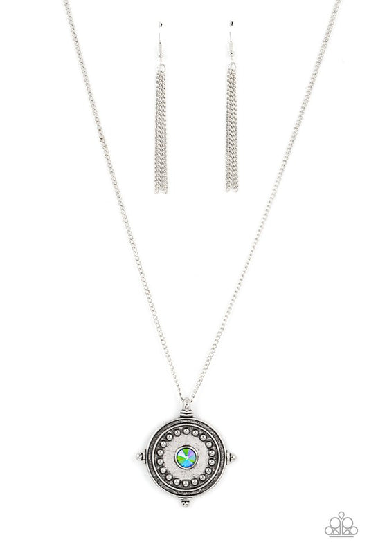 Compass Composure - Green - Paparazzi Necklace Image