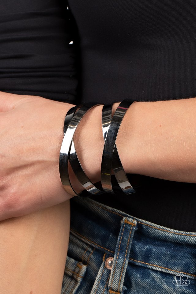 Industrial Imagination - Black - Paparazzi Bracelet Image