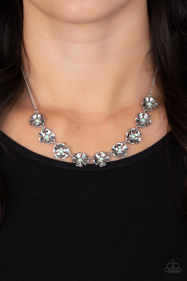 Petunia Palace - Green - Paparazzi Necklace Image