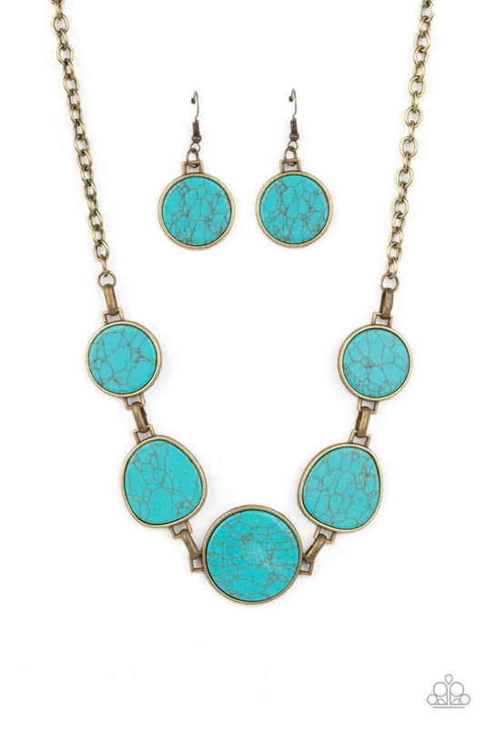 Santa Fe Flats - Brass - Paparazzi Necklace Image