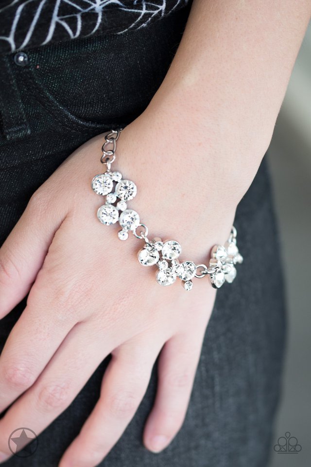Old Hollywood - Paparazzi Bracelet Image