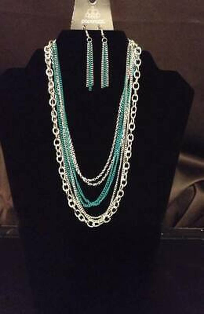 Paparazzi Necklace ~ Intensely Industrial - Green