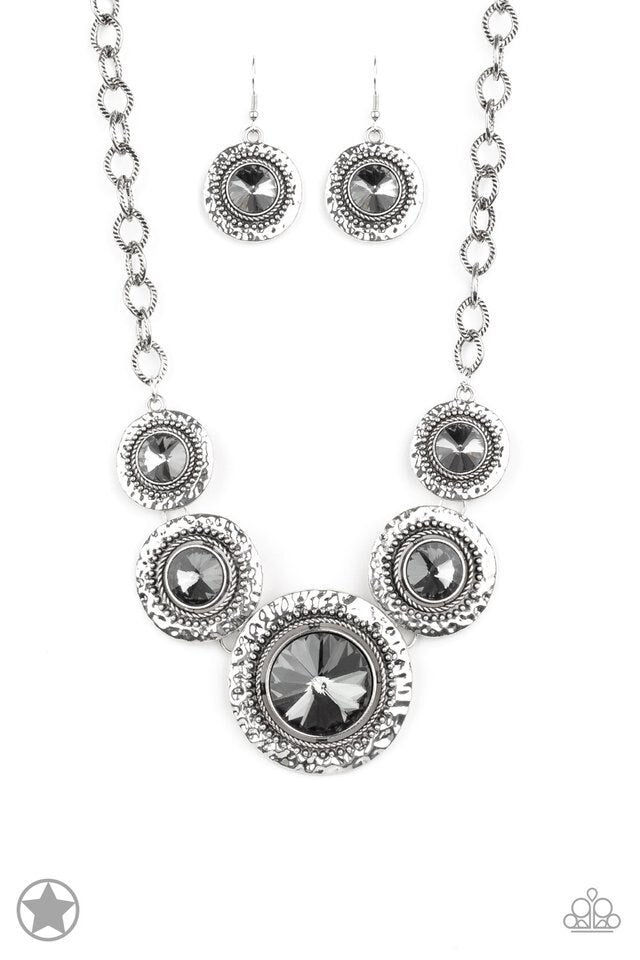 Paparazzi Blockbuster Necklace ~ Global Glamour